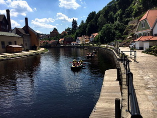 RAFT AND BOAT RENTAL VLTAVA - CK ČESKÝ KRUMLOV - VLTAVA RAFTING