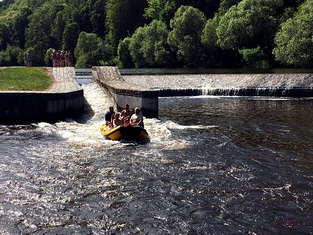 RAFT AND BOAT RENTAL VLTAVA - CK ČESKÝ KRUMLOV - VLTAVA RAFTING