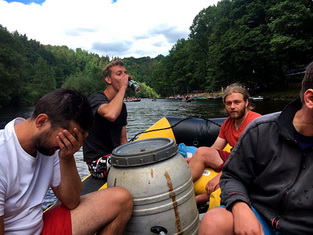 RAFT AND BOAT RENTAL VLTAVA - CK ČESKÝ KRUMLOV - VLTAVA RAFTING